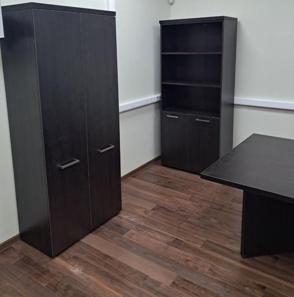 Шкафы в кабинет TORR